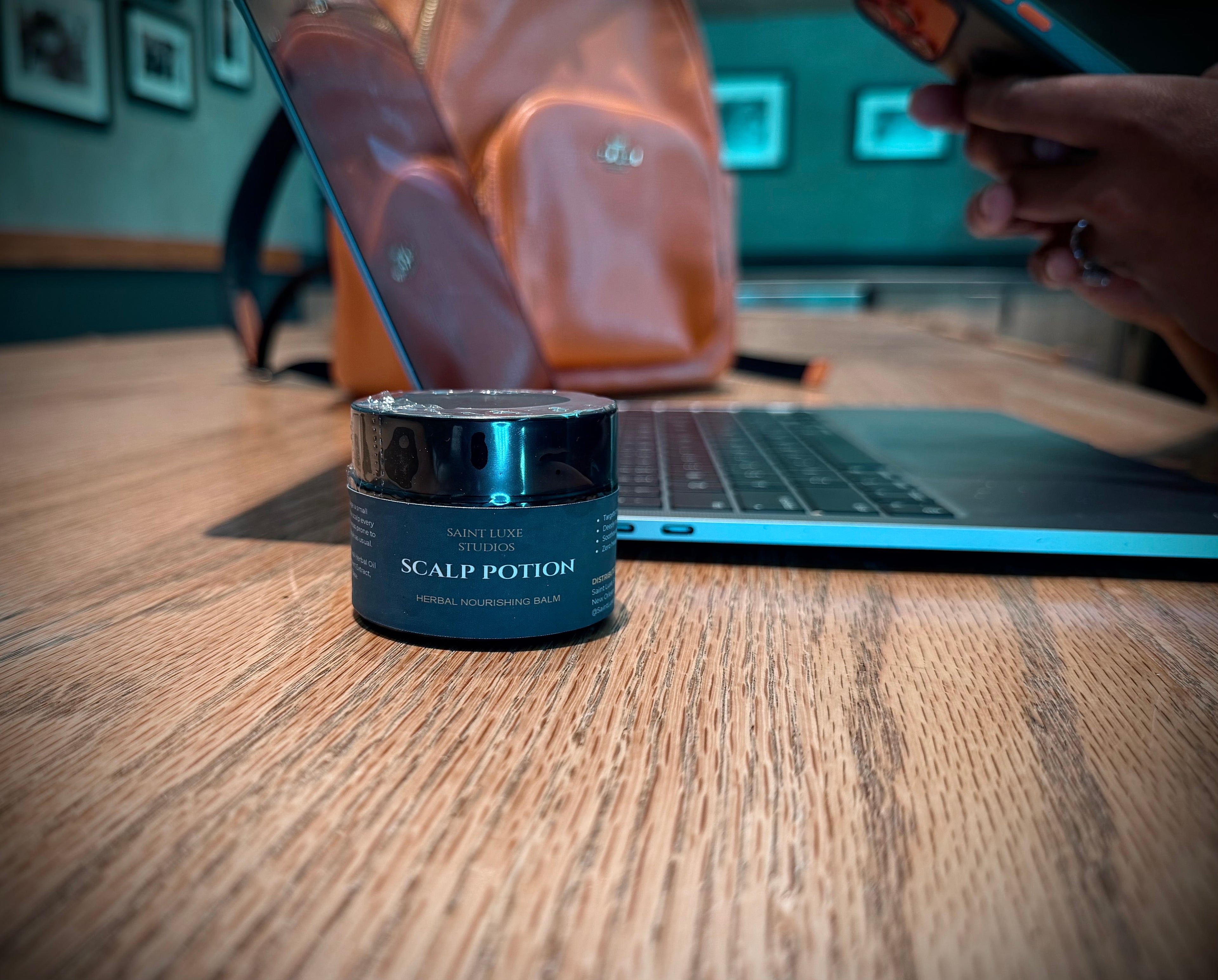 Saint Luxe Scalp Potion – Herbal Nourishing Balm 2oz